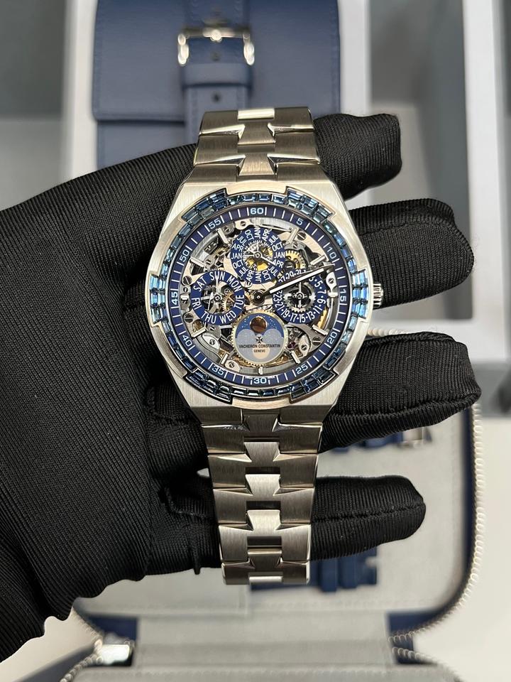 Vacheron Constantin Overseas Perpetual Calendar Ultra-Thin Skeleton 41.5mm 18K White Gold Skeleton Dial Sapphire Bezel (Ref# 4307V/220G-236C) — photo 5