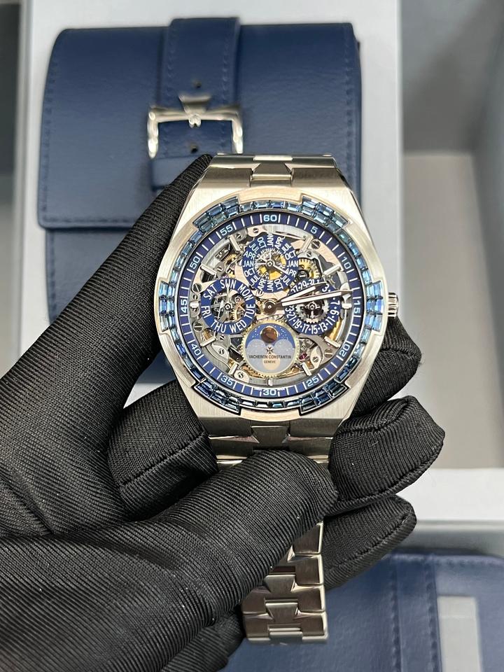 Vacheron Constantin Overseas Perpetual Calendar Ultra-Thin Skeleton 41.5mm 18K White Gold Skeleton Dial Sapphire Bezel (Ref# 4307V/220G-236C) — photo 12
