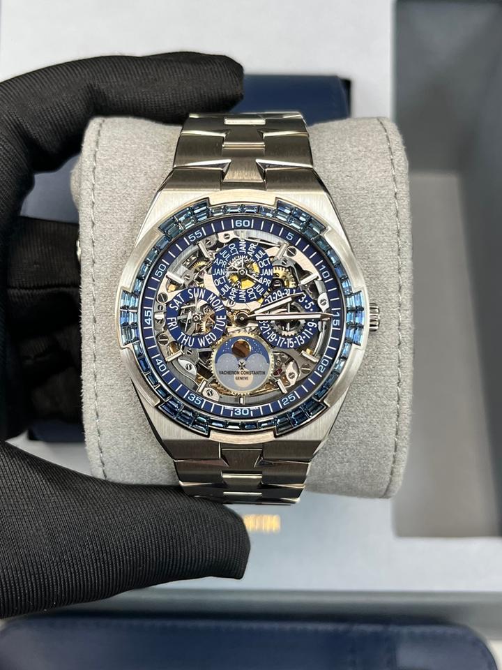 Vacheron Constantin Overseas Perpetual Calendar Ultra-Thin Skeleton 41.5mm 18K White Gold Skeleton Dial Sapphire Bezel (Ref# 4307V/220G-236C) — photo 13