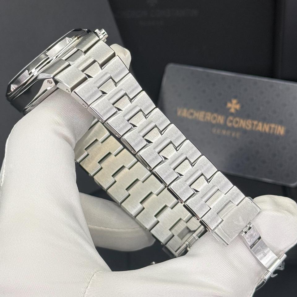 Vacheron Constantin Overseas Dual Time Full Set — photo 13