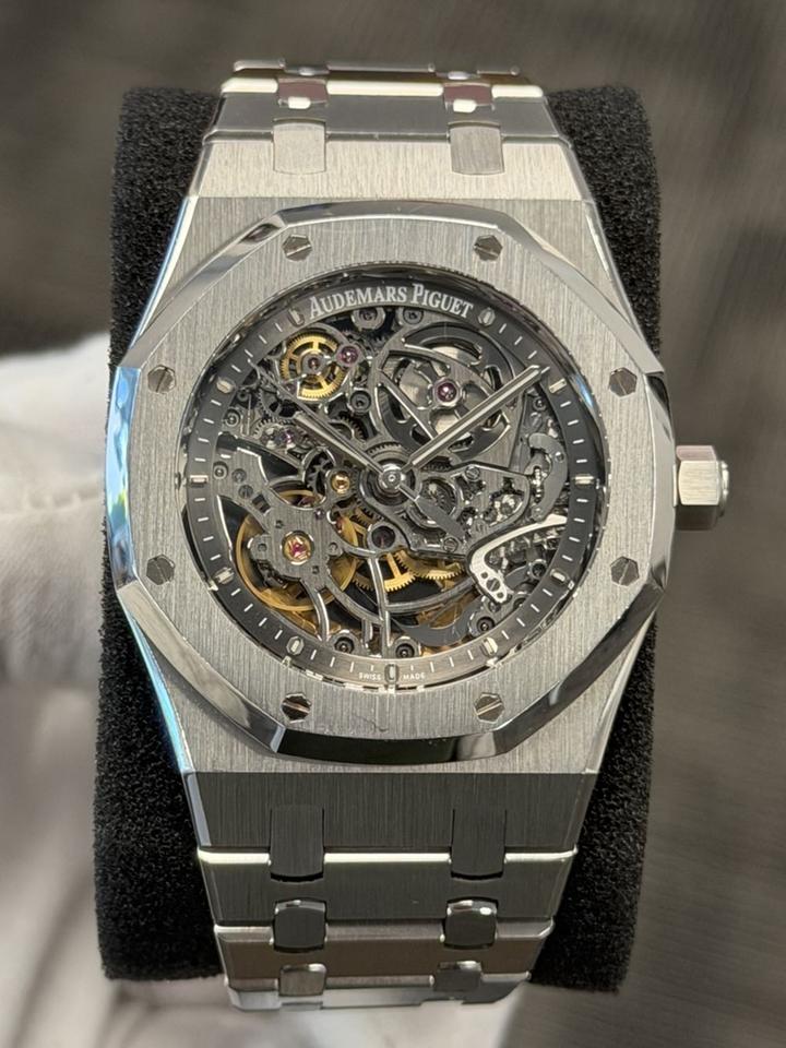 Audemars Piguet Royal Oak Selfwinding Skeleton Full Set Excellent Condition 39MM Open Worked — photo 2