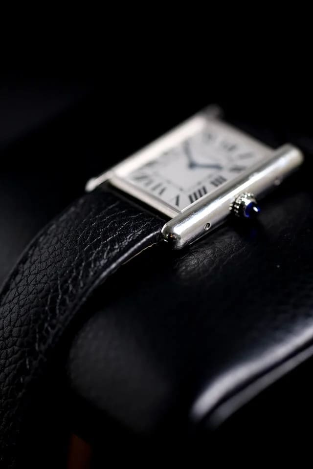 Cartier Tank Must WSTA0041 Mint Condition 2023 With Warranty Card — photo 3