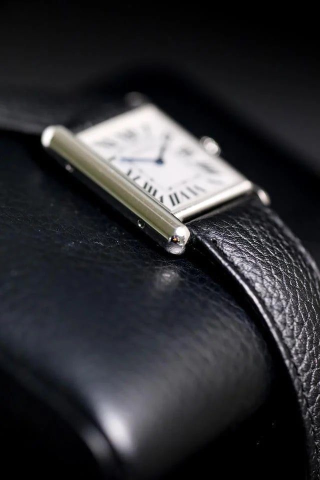 Cartier Tank Must WSTA0041 Mint Condition 2023 With Warranty Card — photo 9