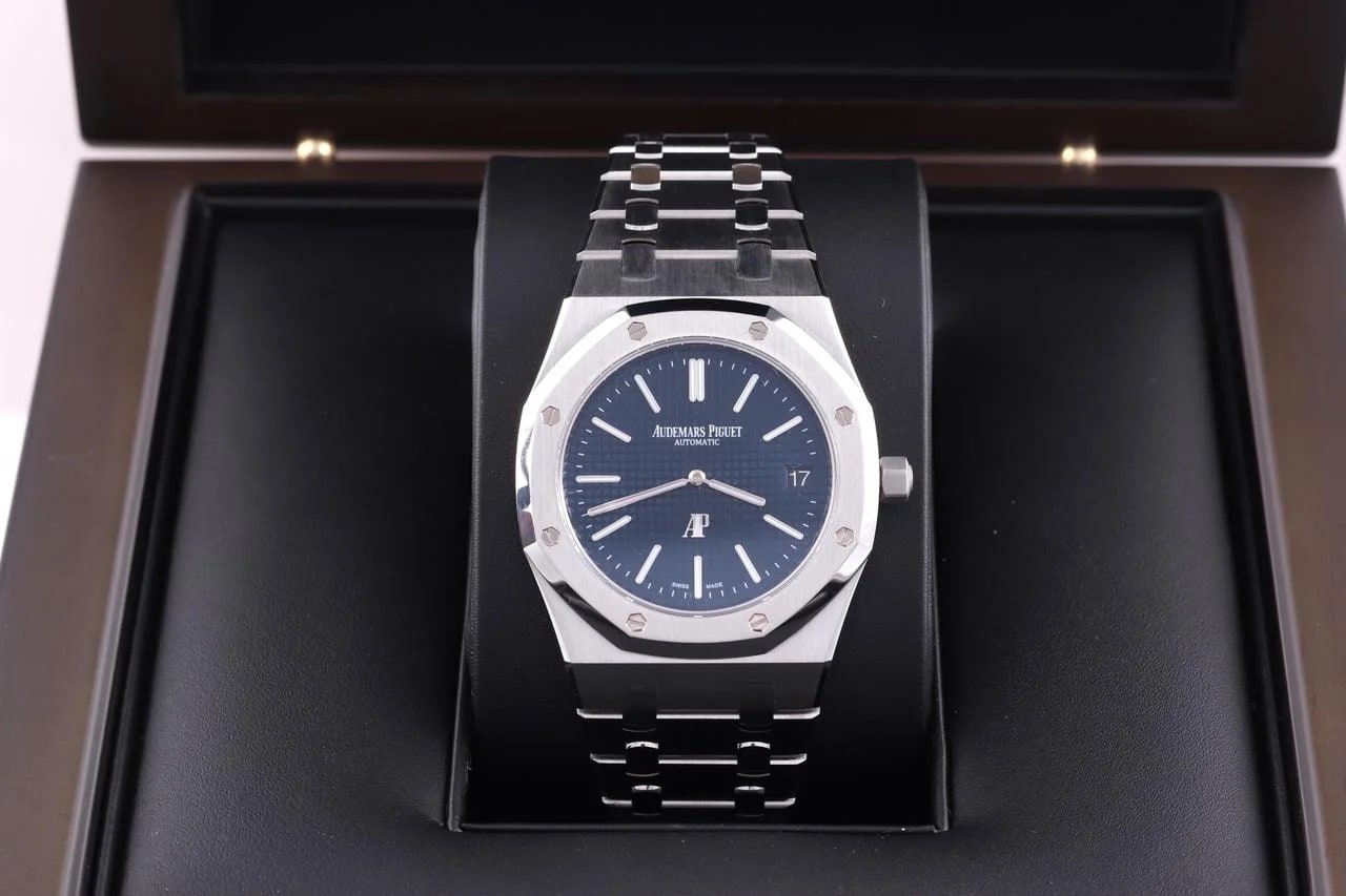 Audemars Piguet Royal Oak Jumbo Extra-Thin 2021 39mm Blue Dial 15202ST