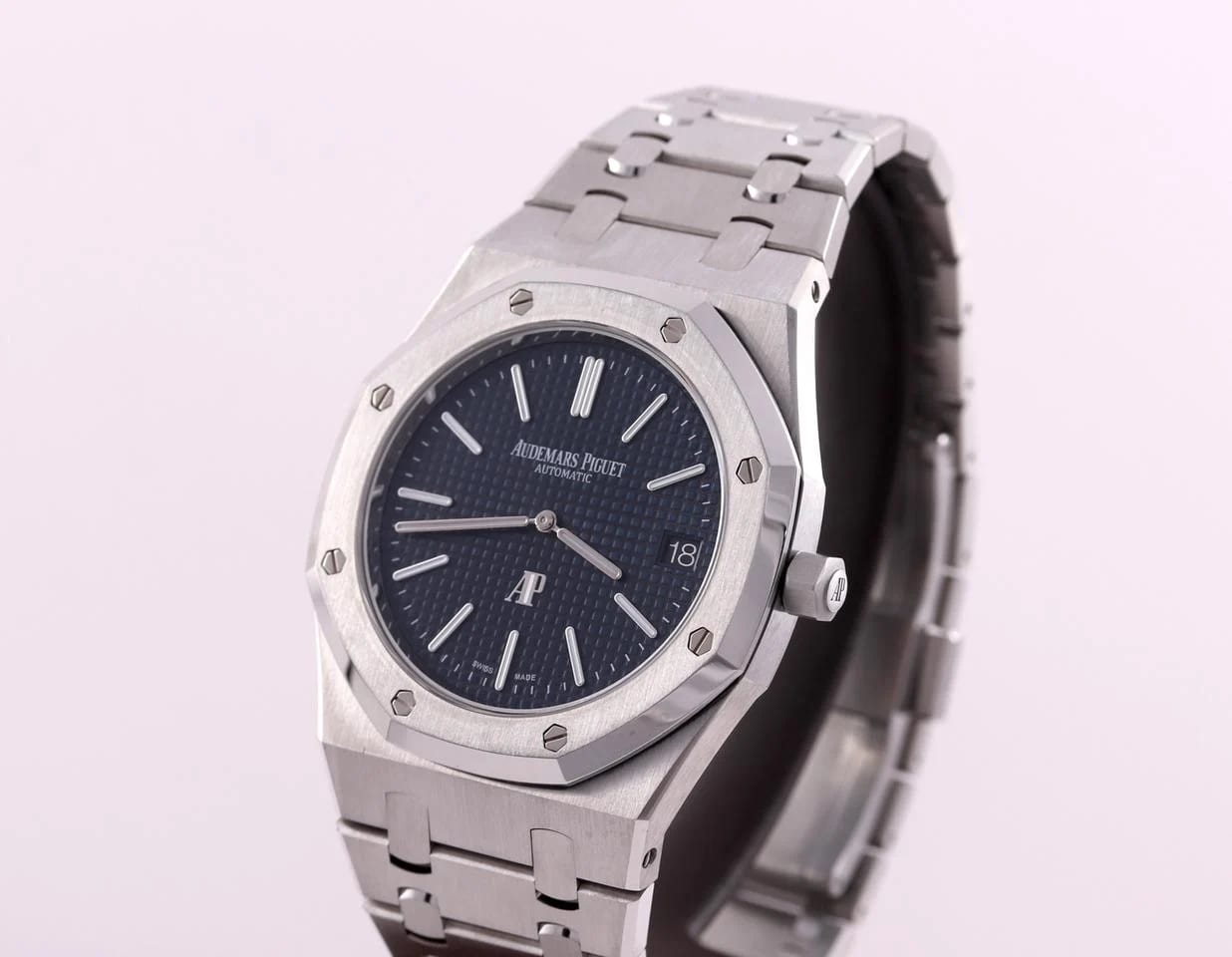 Audemars Piguet Royal Oak Jumbo Extra-Thin 2021 39mm Blue Dial 15202ST — photo 4