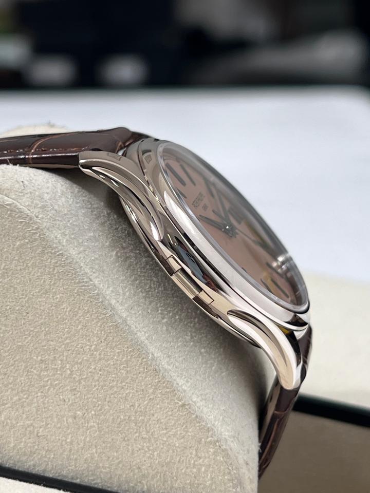 Patek Philippe Calatrava New 2026 White Gold 39mm Salmon Dial 5227G Brand New Full Set — photo 2