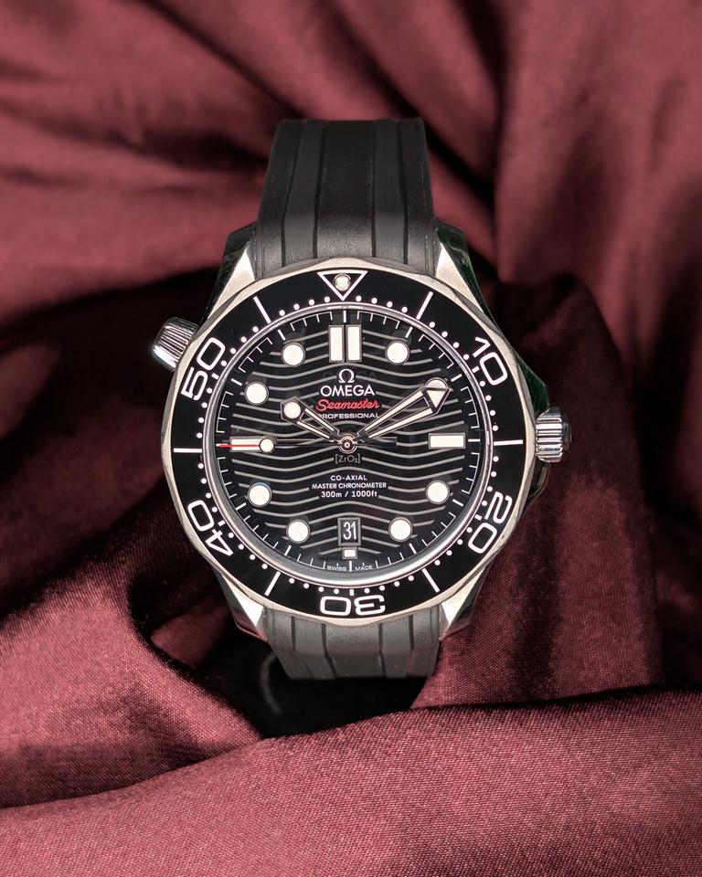 Omega Seamaster Diver 300 M Ref 210.32.42.20.01.001 | Black Wave 3 Cards 2030 Warranty