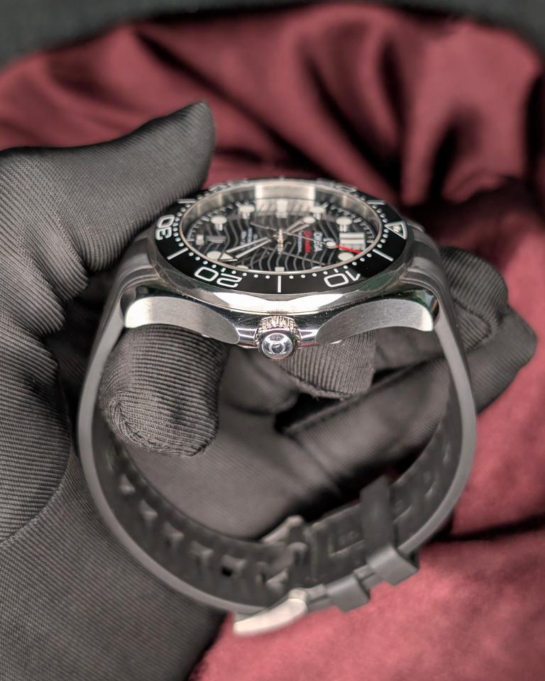 Omega Seamaster Diver 300 M Ref 210.32.42.20.01.001 | Black Wave 3 Cards 2030 Warranty — photo 8