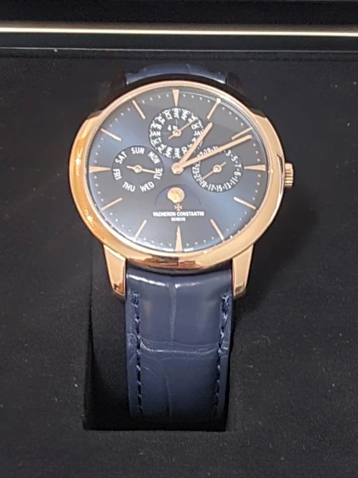 Vacheron Constantin Patrimony Perpetual Calendar Ultra Thin 41mm full set &amp; serviced 8/2025 at Vacheron boutique — photo 9