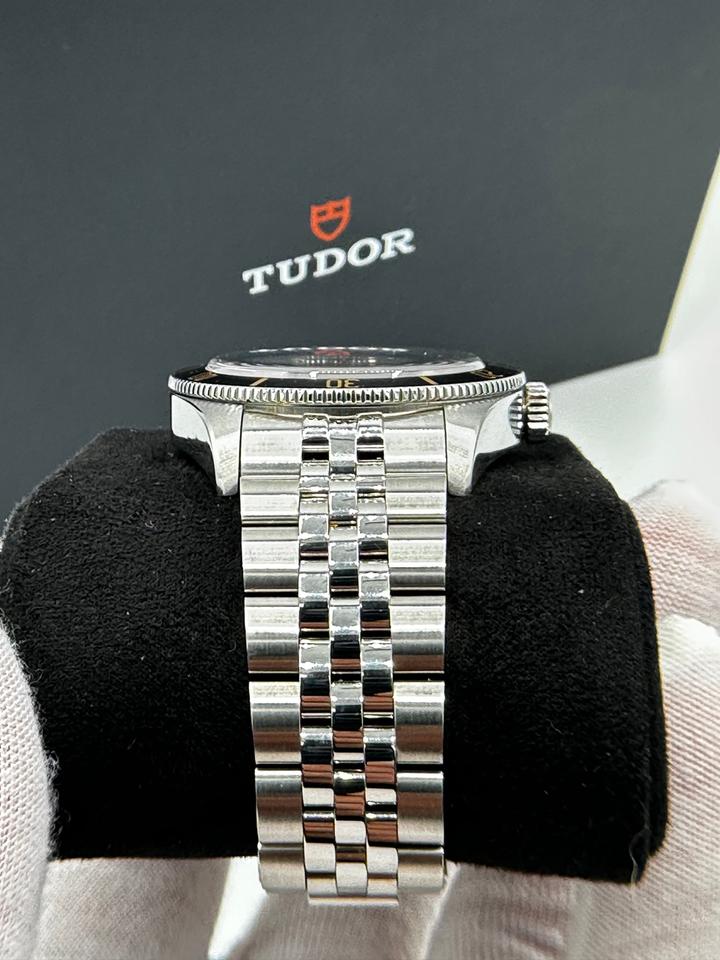 Tudor Black Bay 58 Pristine Full Kit May 2026 — photo 5