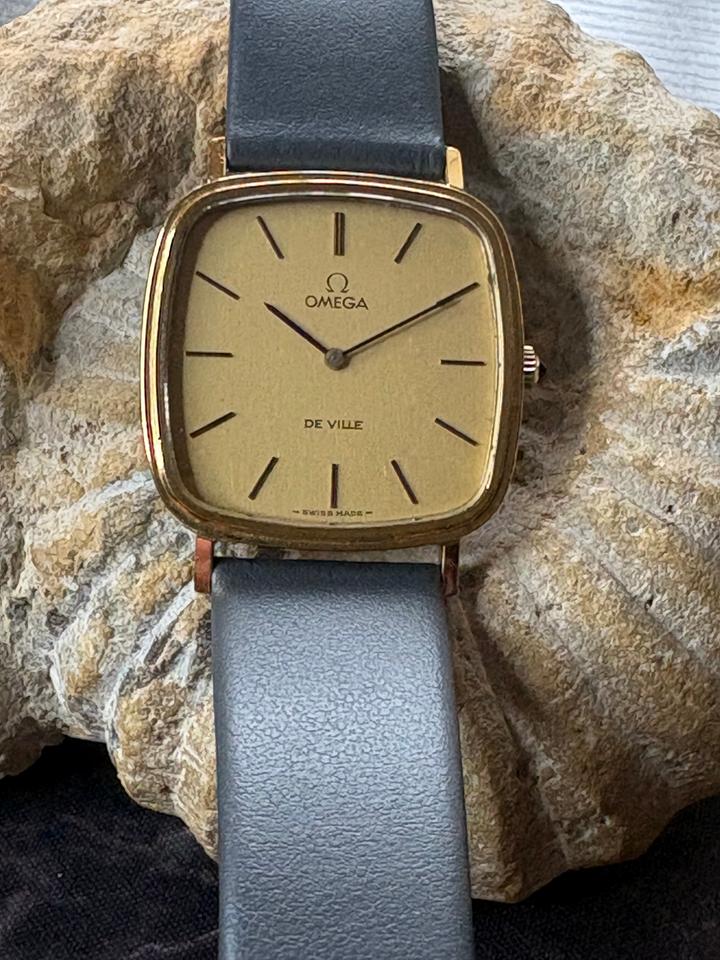 Omega De Ville Vintage Manual Wind w/Hirsch Strap