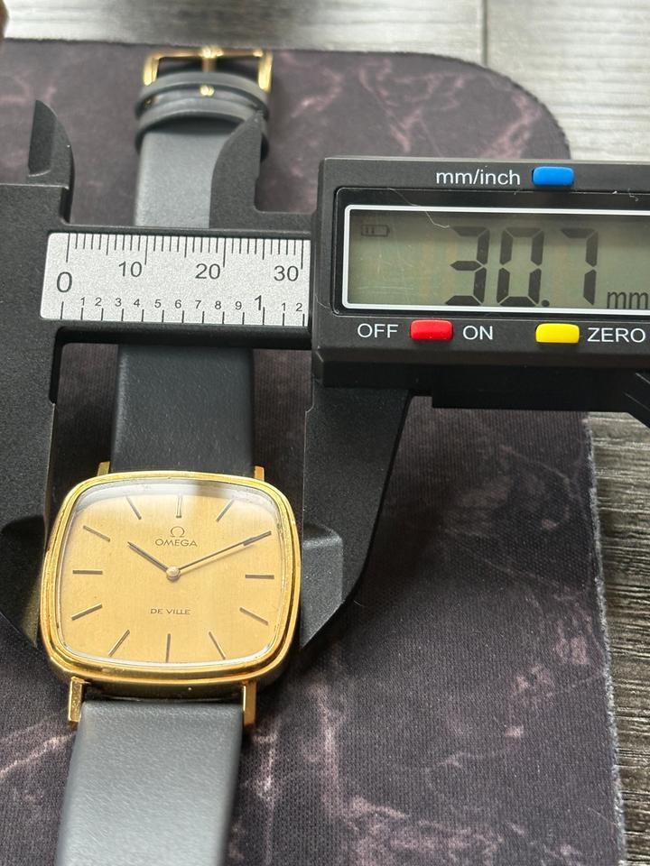 Omega De Ville Vintage Manual Wind w/Hirsch Strap — photo 13