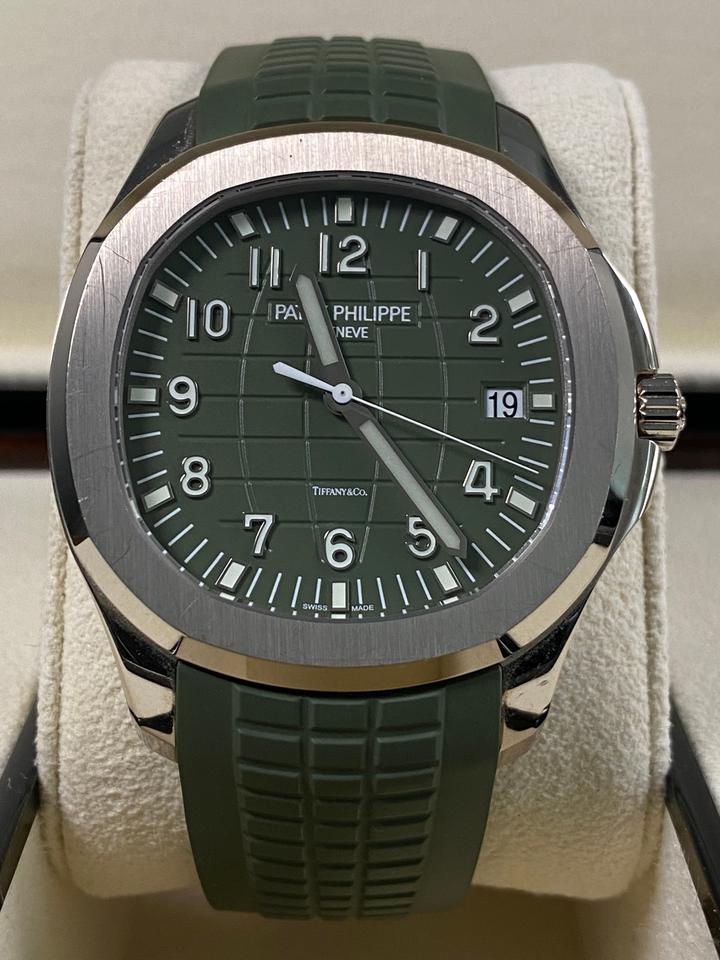 Patek Philippe Aquanaut UNPOLISHED 2023 Like NEW Aquanaut Khaki Green Tiffany &amp; Co 5168G FULL SET White Gold — photo 2