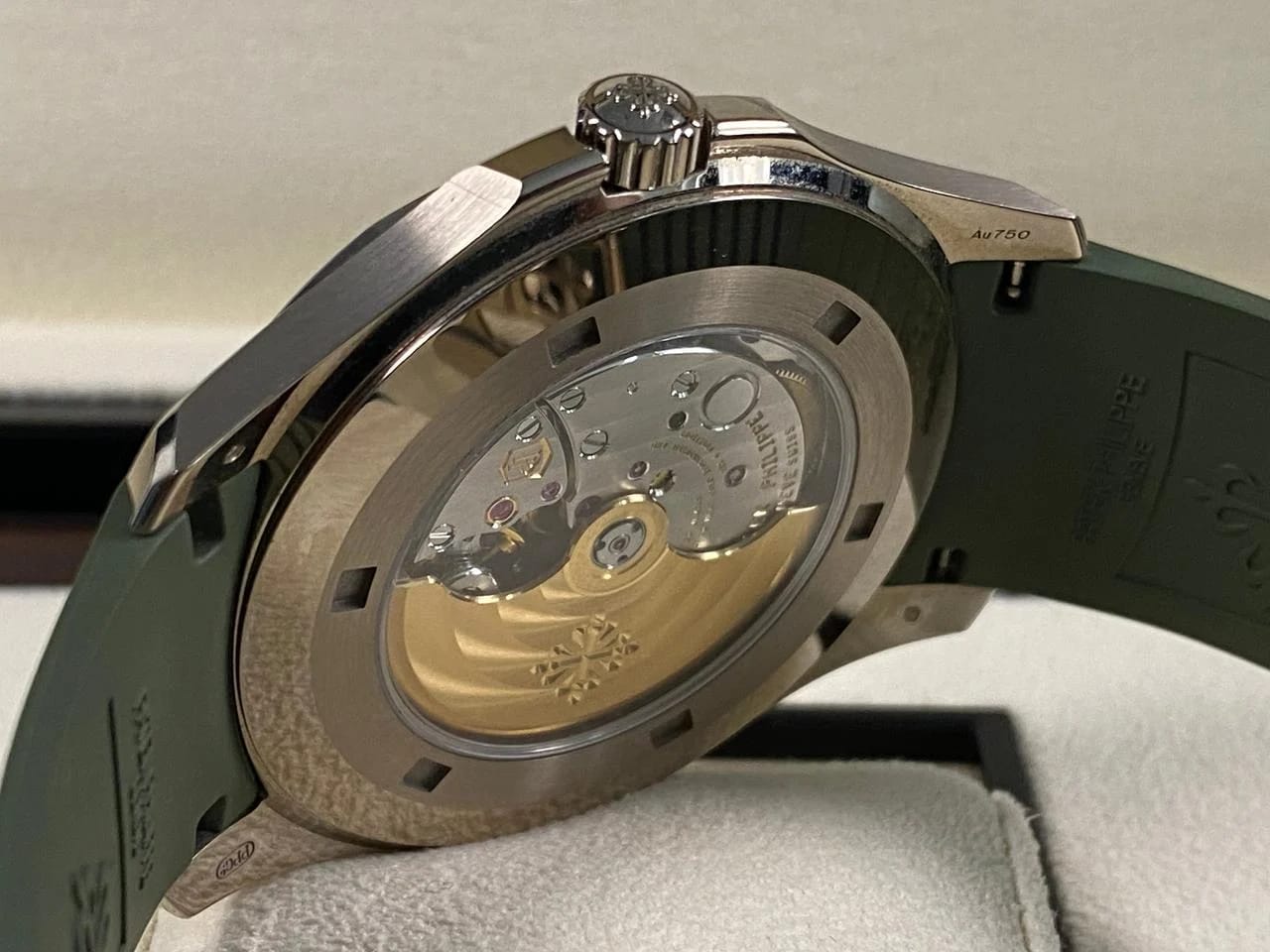 Patek Philippe Aquanaut UNPOLISHED 2023 Like NEW Aquanaut Khaki Green Tiffany &amp; Co 5168G FULL SET White Gold — photo 10