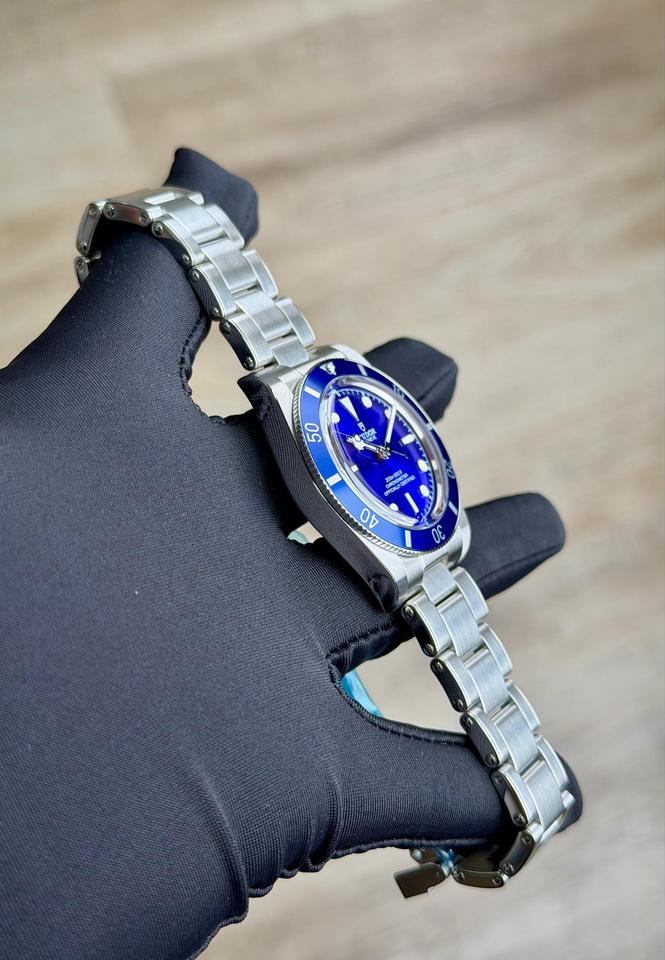 Tudor Black Bay 54 Blue/Blue 3-Links 2026 Unworn M79000B-0001 — photo 3