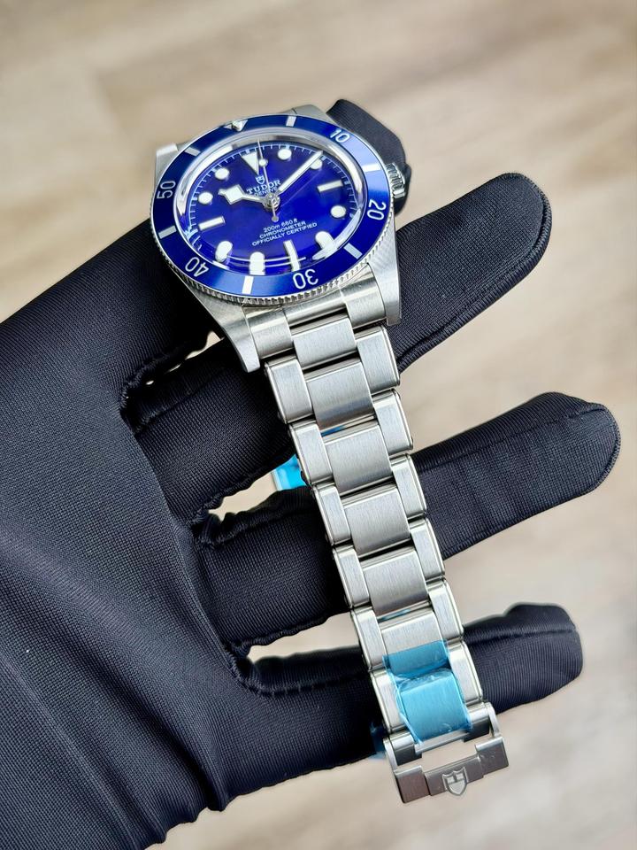 Tudor Black Bay 54 Blue/Blue 3-Links 2026 Unworn M79000B-0001 — photo 4