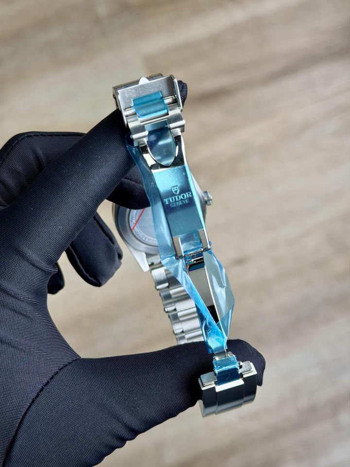 Tudor Black Bay 54 Blue/Blue 3-Links 2026 Unworn M79000B-0001 — photo 8