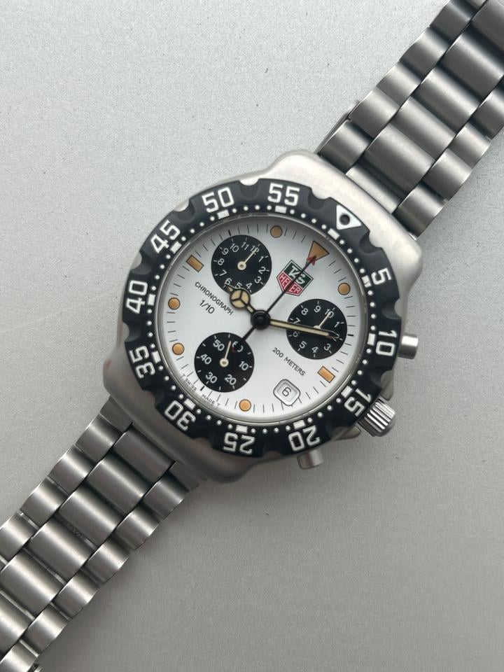 TAG Heuer Formula 1 Quartz F1 Chronograph CA1212-R0 White Panda Full set — photo 11