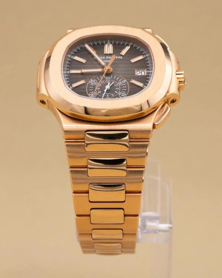 Patek Philippe Nautilus 2016 Black Gradient Dial on Bracelet 5980/1R-001 — photo 3