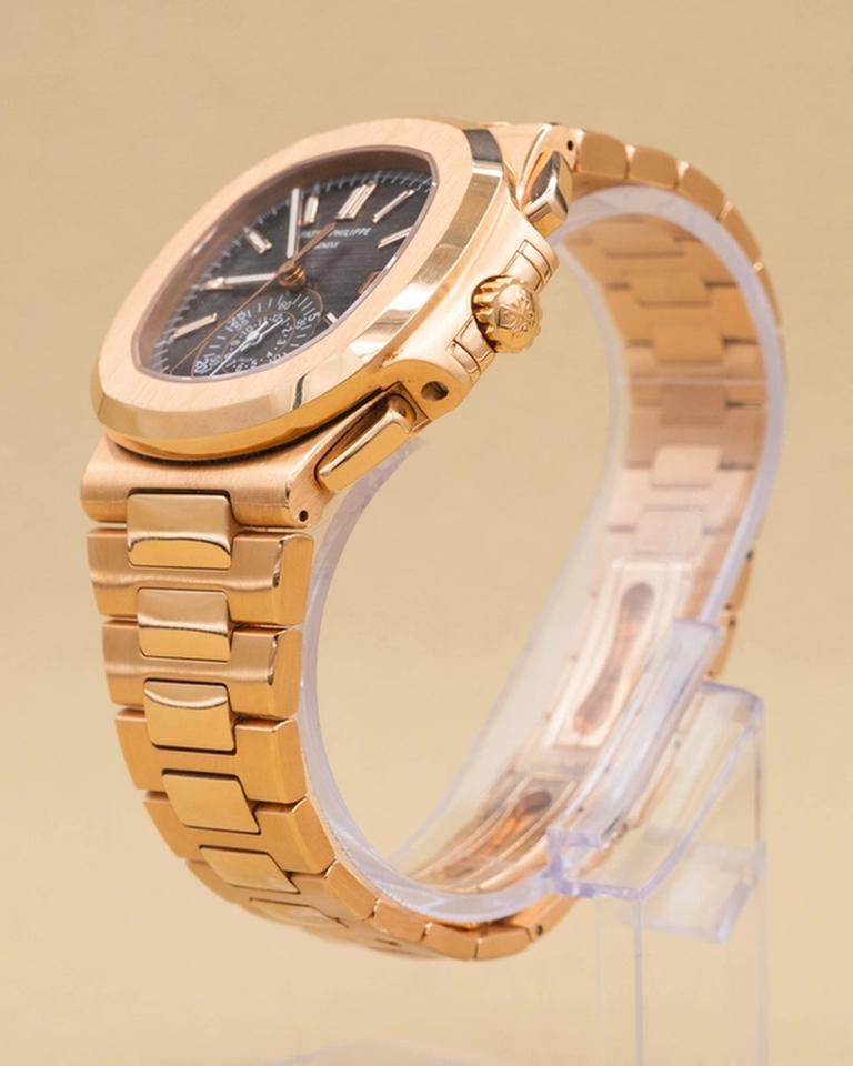 Patek Philippe Nautilus 2016 Black Gradient Dial on Bracelet 5980/1R-001 — photo 5