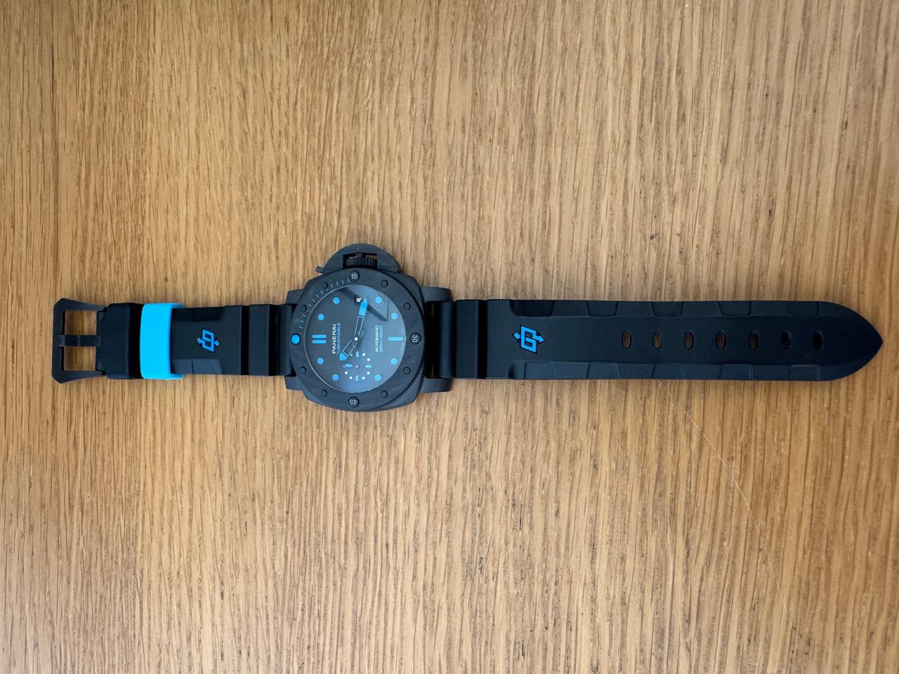 Panerai Submersible Carbotech Panerai Submersible Carbotech PAM960 42mm - Just Serviced! — photo 3
