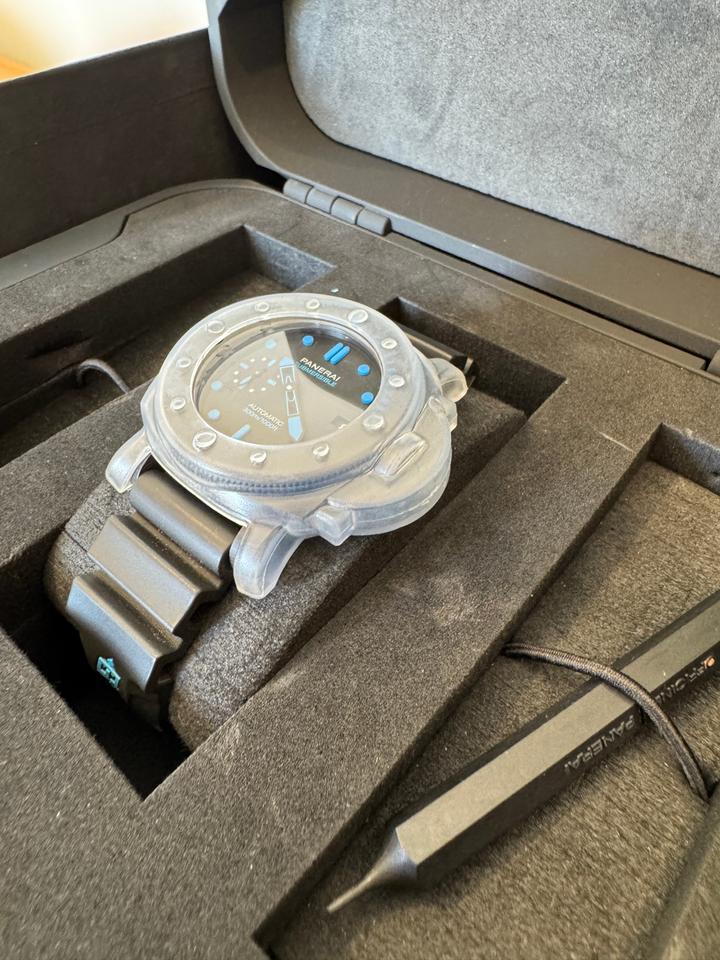 Panerai Submersible Carbotech Panerai Submersible Carbotech PAM960 42mm - Just Serviced! — photo 10