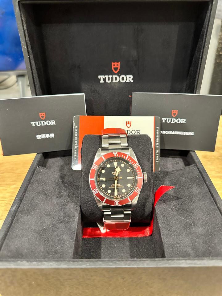 Tudor Black Bay Heritage Tudor Black Bay 41MM Black Dial Red Bezel Steel Bracelet