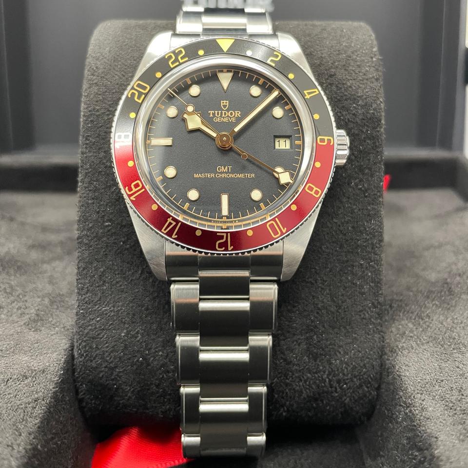 Tudor Black Bay GMT UNWORN Black Bay 58 Gmt Coke M7939G1A0NRU Stainless Steel 39mm Red/Black Bezel — photo 2