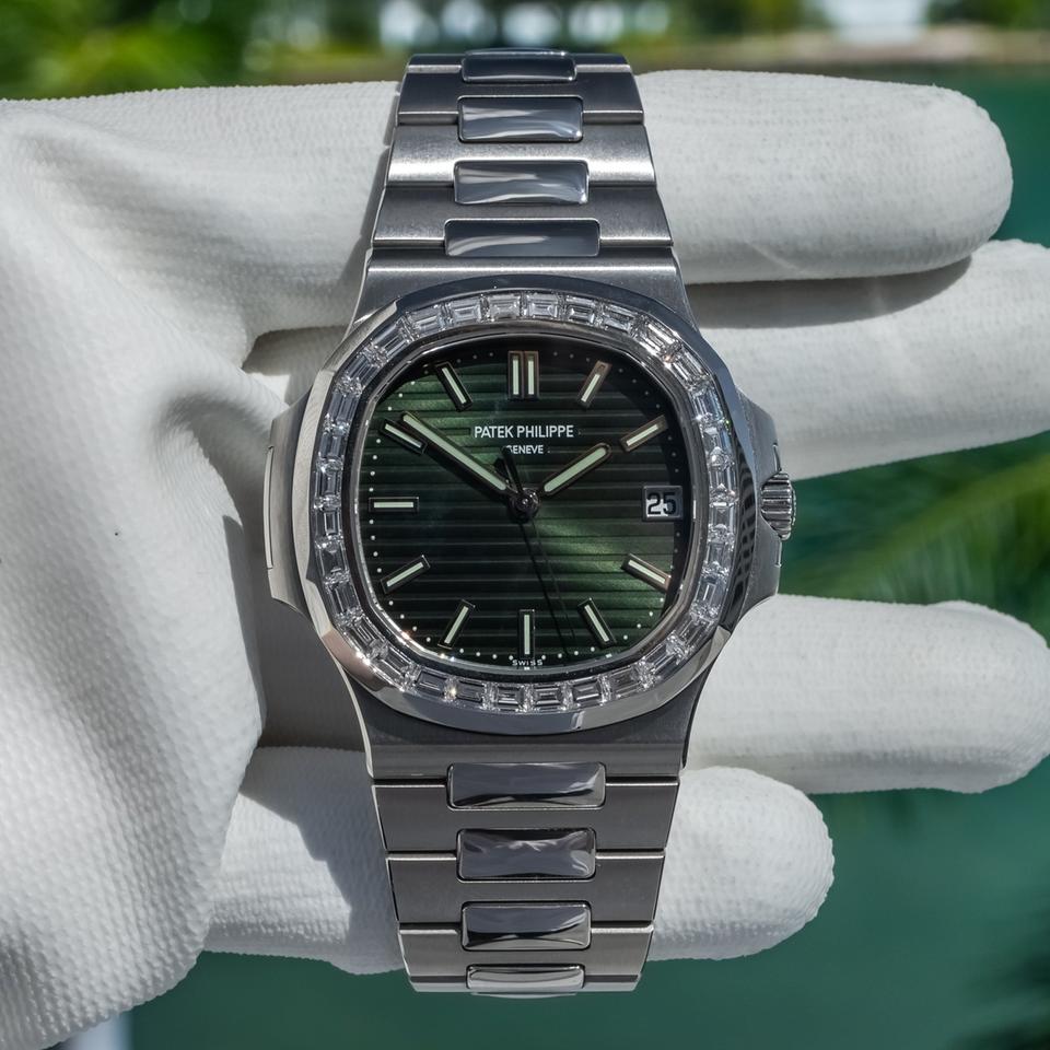 Patek Philippe Nautilus 2021 5711/1300A Nautilus Green Dial 40mm — photo 6