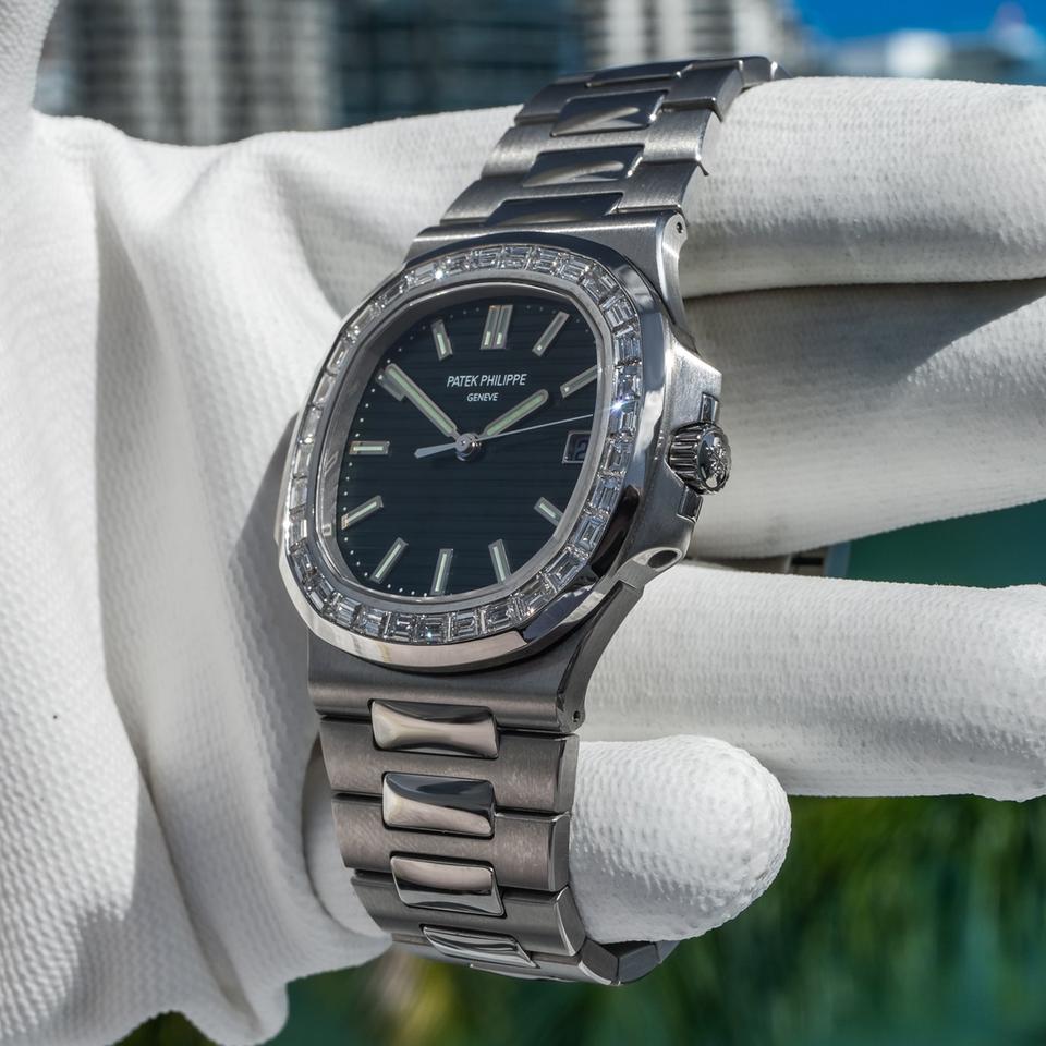 Patek Philippe Nautilus 2021 5711/1300A Nautilus Green Dial 40mm — photo 7