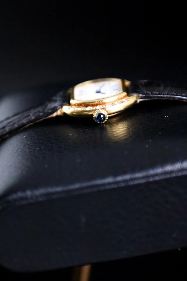 Cartier Ellipse Yellow Gold With Diamonds Vintage Yellow Gold Cartier — photo 3