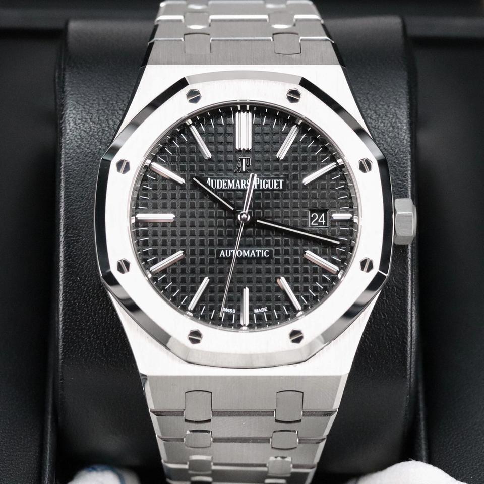 Audemars Piguet Royal Oak Selfwinding Complete 41mm Black Dial Steel Case Bracelet Selfwinding Automatic Date 15400ST — photo 3