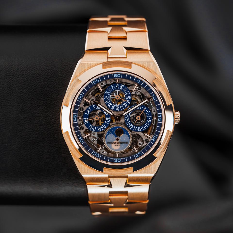 Vacheron Constantin Overseas Perpetual Calendar Skeleton Ultra-thin Full Set with Box and Papers — photo 4