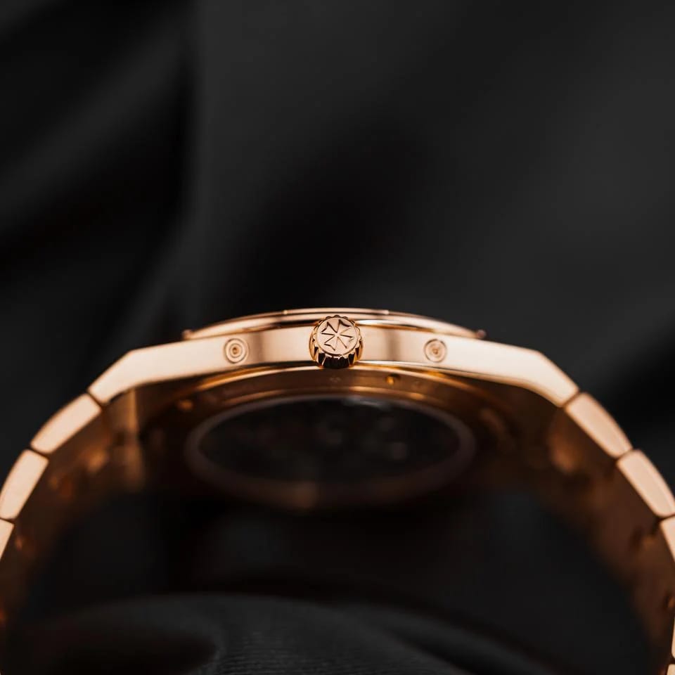 Vacheron Constantin Overseas Perpetual Calendar Skeleton Ultra-thin Full Set with Box and Papers — photo 8