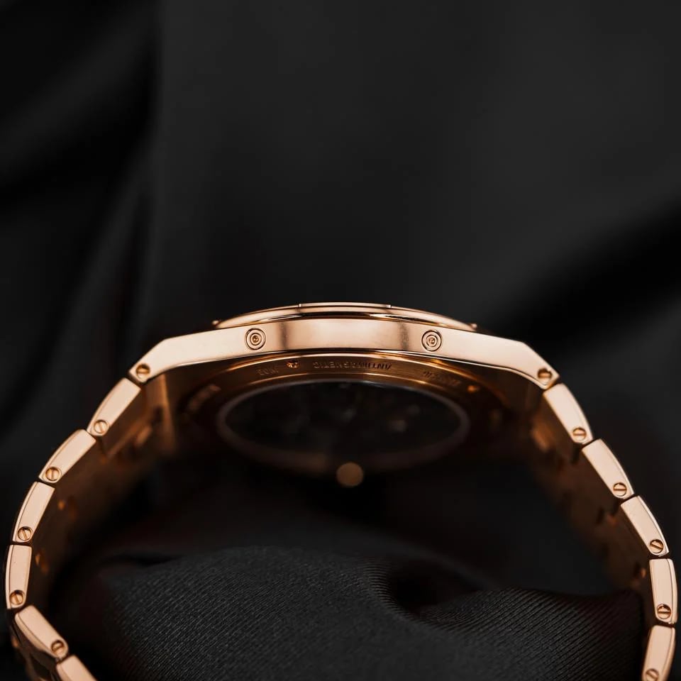 Vacheron Constantin Overseas Perpetual Calendar Skeleton Ultra-thin Full Set with Box and Papers — photo 9
