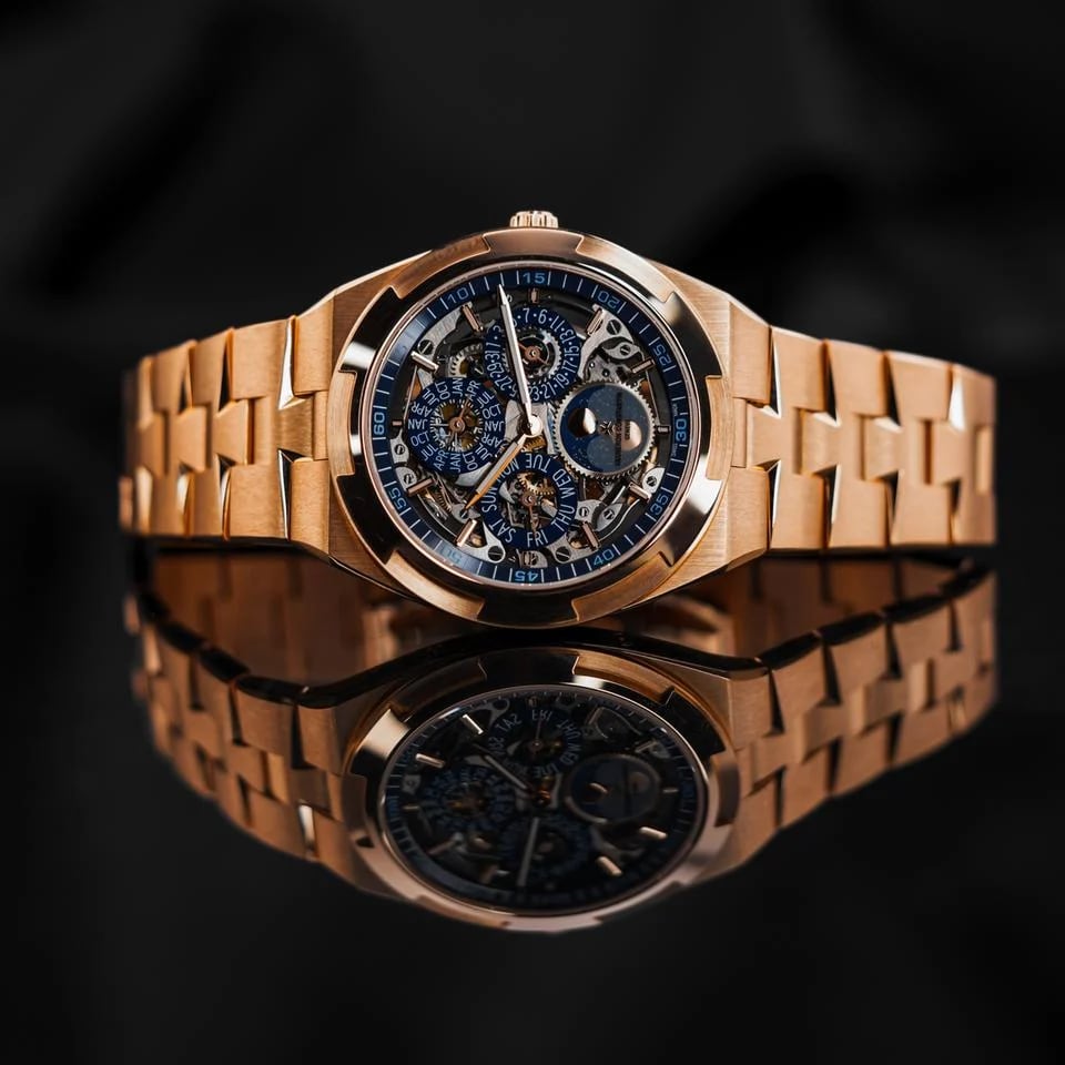 Vacheron Constantin Overseas Perpetual Calendar Skeleton Ultra-thin Full Set with Box and Papers — photo 15