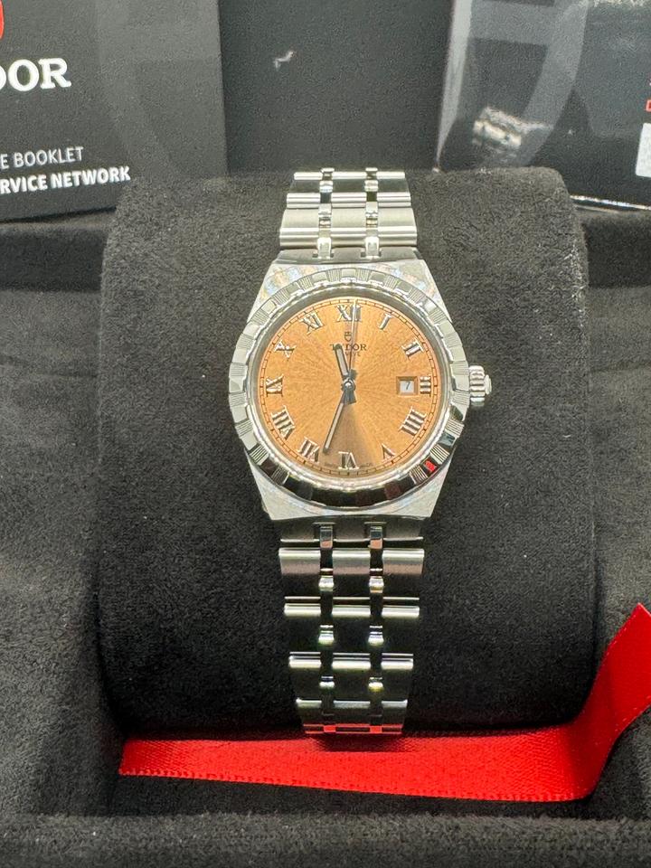 Tudor Royal 2026 UNWORN TUDOR M28300-0008 Salmon Dial COMPLETE SET — photo 2