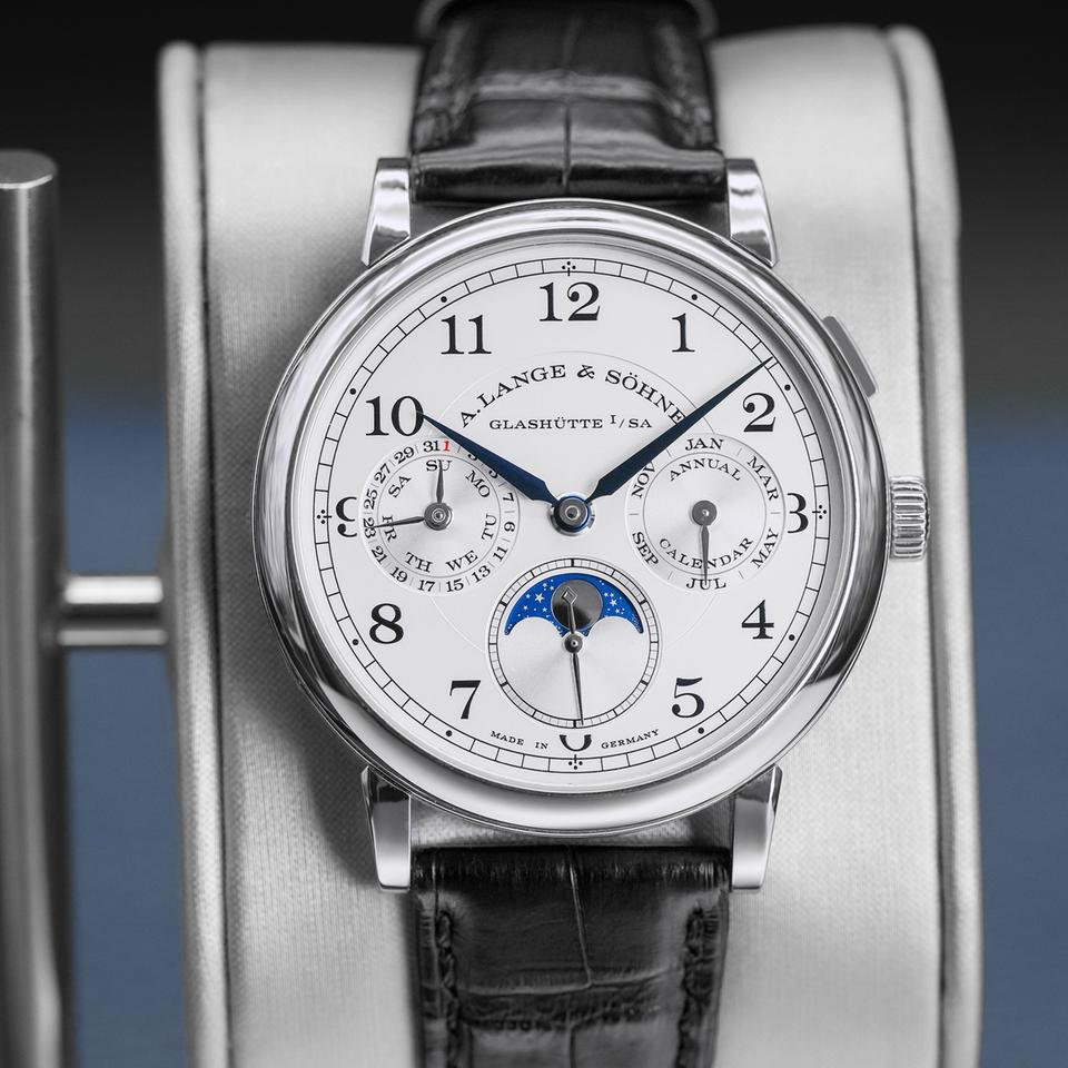 A. Lange &amp; Söhne 1815 Annual Calendar 238.026 White Gold 40mm Box &amp; Papers — photo 5