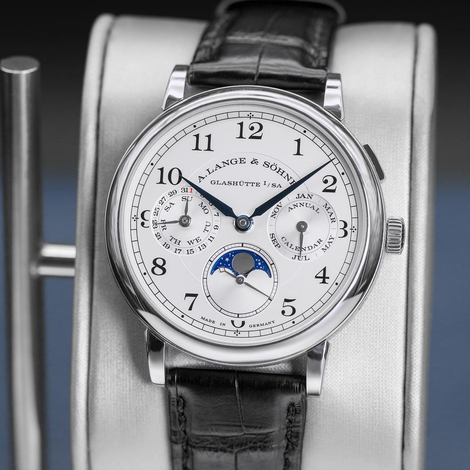 A. Lange &amp; Söhne 1815 Annual Calendar 238.026 White Gold 40mm Box &amp; Papers — photo 6