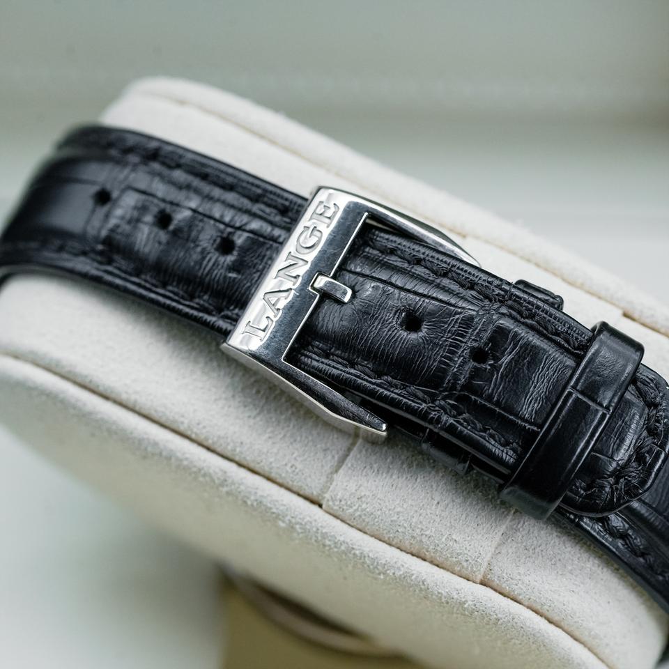 A. Lange &amp; Söhne 1815 Annual Calendar 238.026 White Gold 40mm Box &amp; Papers — photo 12