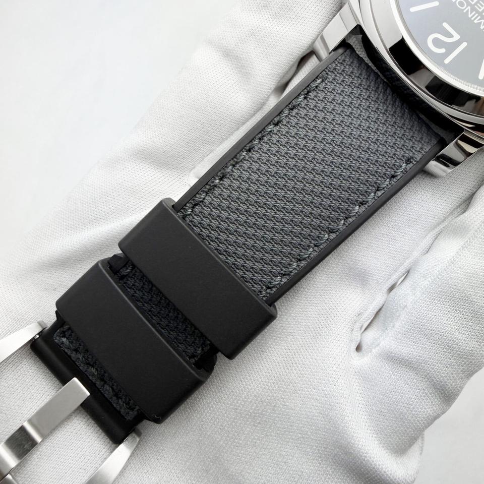 Panerai 2025 Luminor Luna Rossa Tre Giorni PAM01653 44MM Grey Steel Box PaperLuminor — photo 10