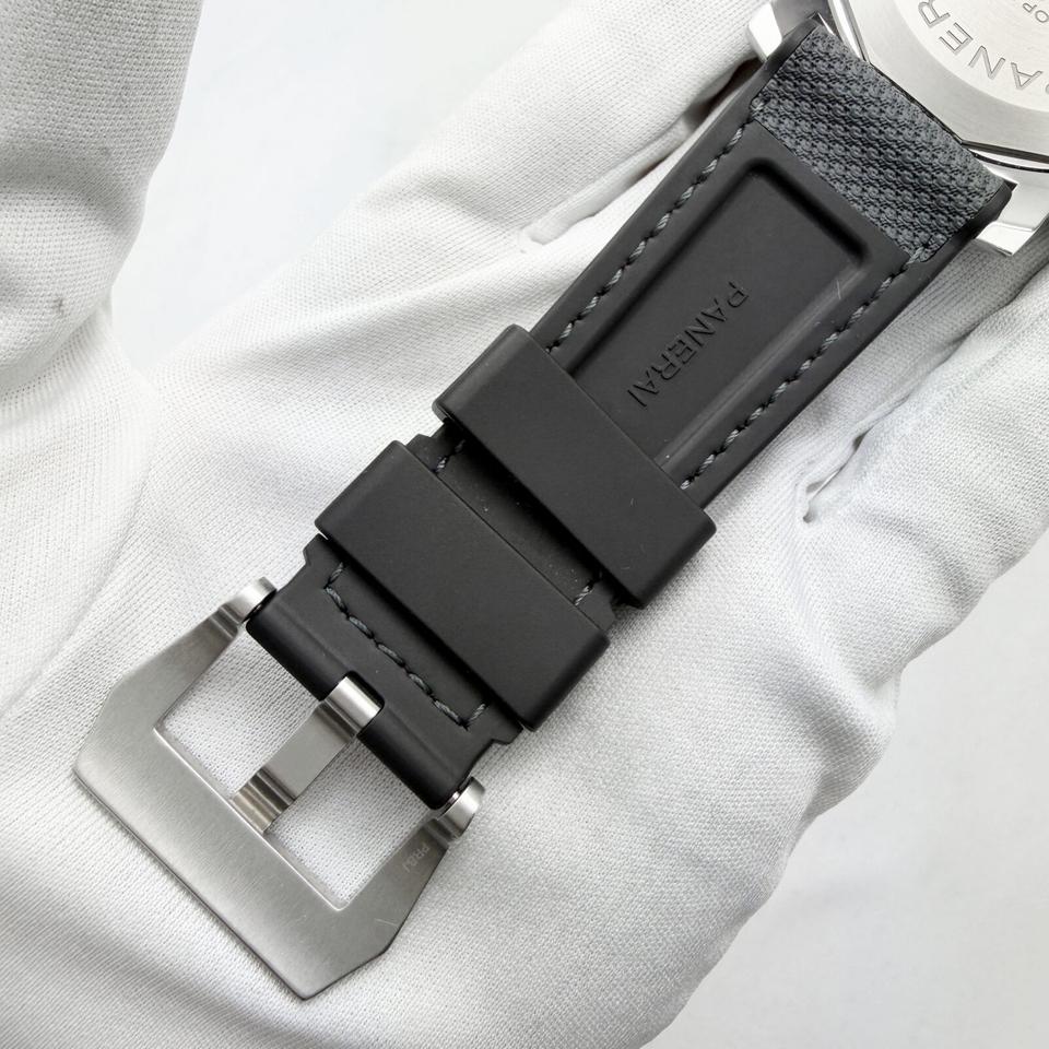 Panerai 2025 Luminor Luna Rossa Tre Giorni PAM01653 44MM Grey Steel Box PaperLuminor — photo 11