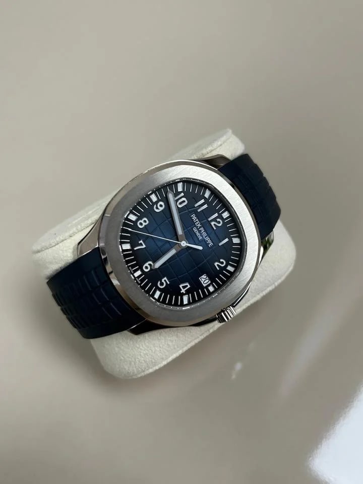 Patek Philippe Aquanaut 2025 5168G Blue — photo 4