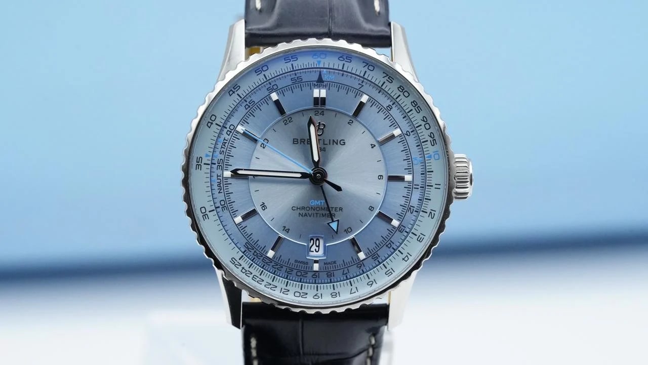 Breitling Navitimer GMT Automatic Gmt 41 Brilliant Crystalline Blue Dial — photo 2