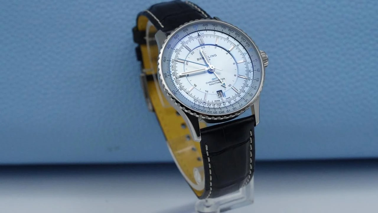 Breitling Navitimer GMT Automatic Gmt 41 Brilliant Crystalline Blue Dial — photo 4
