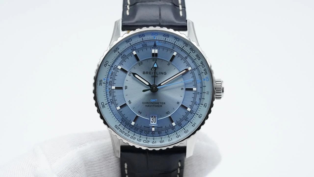 Breitling Navitimer GMT Automatic Gmt 41 Brilliant Crystalline Blue Dial — photo 13