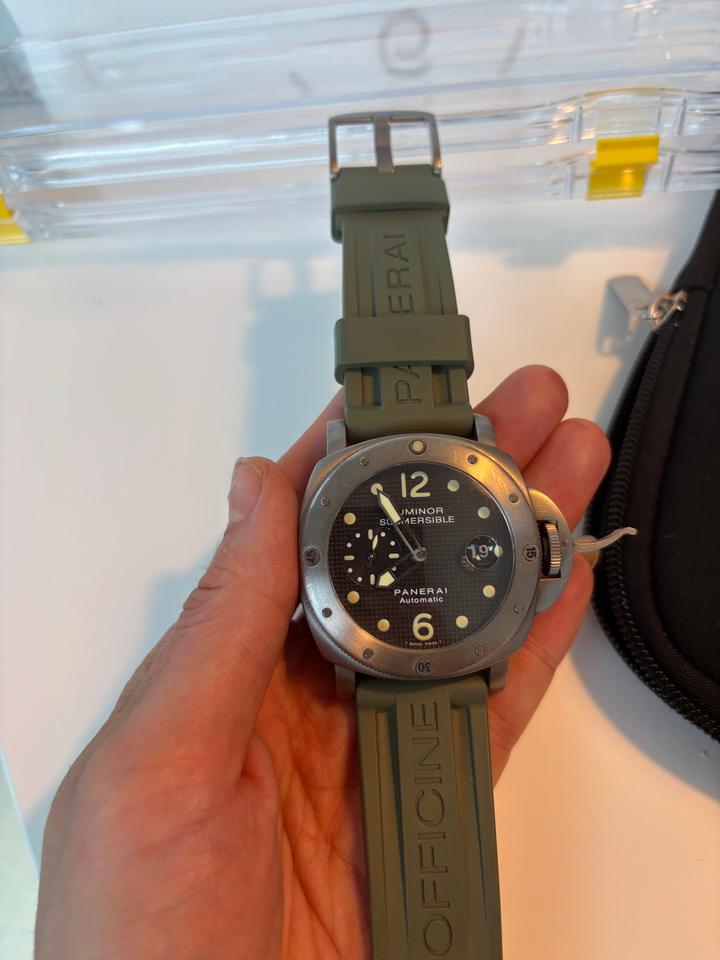 Panerai Luminor Submersible Titanium Tritium Authenticated — photo 15