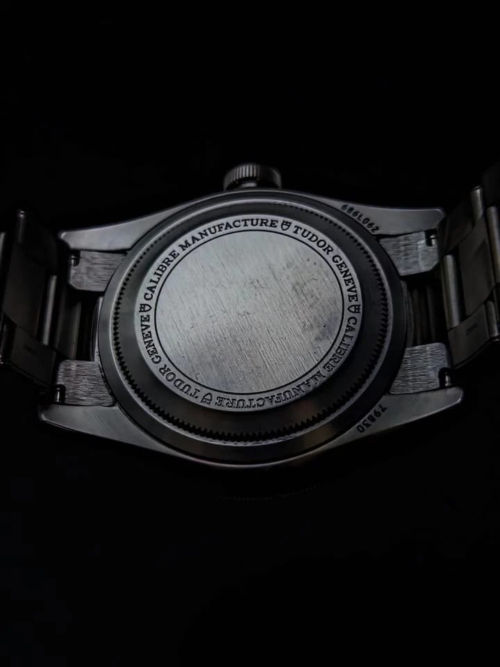 Tudor Black Bay GMT Complete set with box and papers and additional blue strap — photo 8