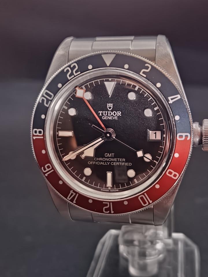 Tudor Black Bay GMT Complete set with box and papers and additional blue strap — photo 11