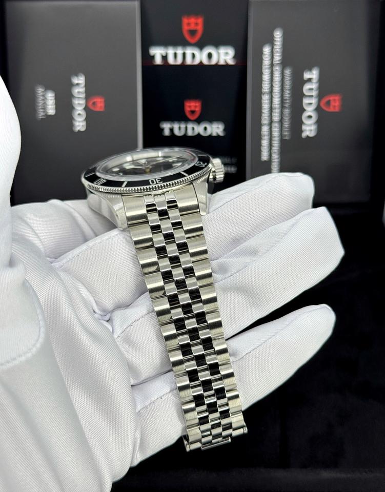 Tudor Black Bay Unworn 2026 Black Bay 41mm Black 7941A1A0NU-0003 — photo 10